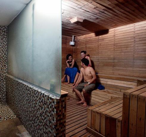 Klub Bunga Butik Resort