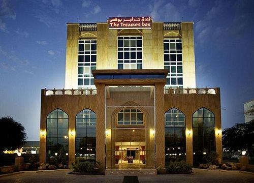 Johny International Hotel Al Ghubrah Al Janubiyyah Oman thumbnail