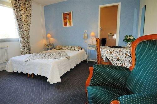 Logis Hotel Du Midi Salon De Provence Compare Deals