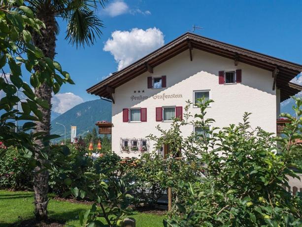 Hotel Pension Grafenstein