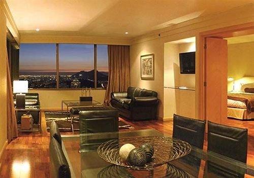 Boulevard Suites Hotel