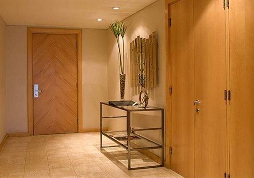 Boulevard Suites Hotel