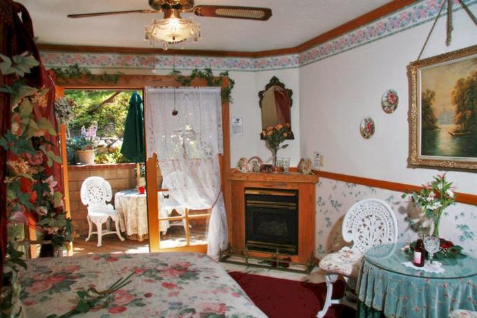 Wikiup Bed and Breakfast