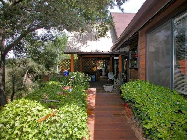 Wikiup Bed and Breakfast