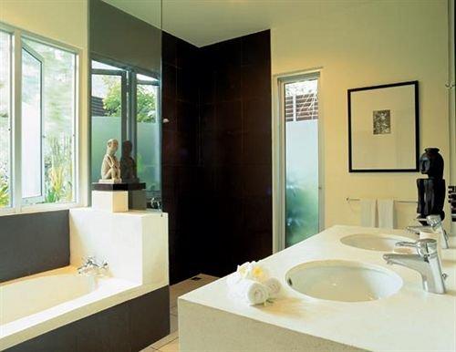 Ahimsa Estate