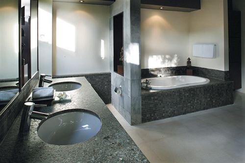Ahimsa Estate