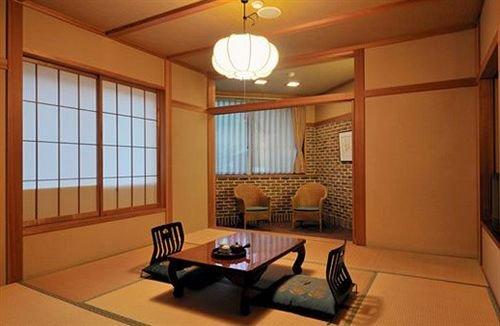 Hakuba Onsen Ryokan Shirouma-so