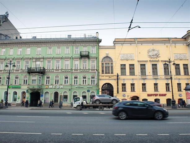 Апартаменты у Казанского Собора