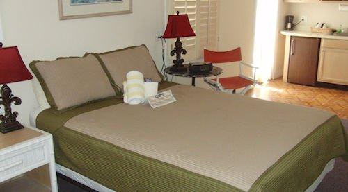 New Orleans House - Gay Male-Only Guesthouse