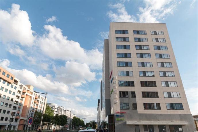 Ibis Budget Lyon Centre - Gare Part Dieu Tour Oxygene France thumbnail