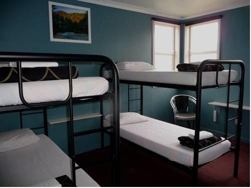 Crash Palace Backpackers