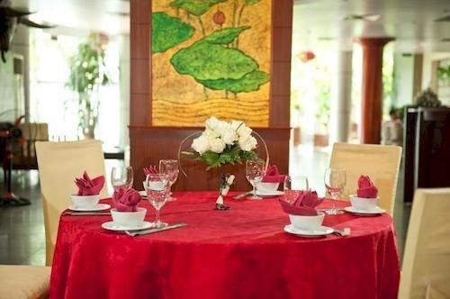 Muong Thanh Vinh Hotel
