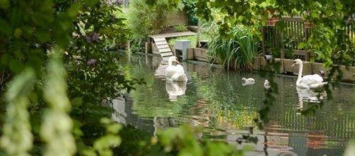 B&B Canal Deluxe