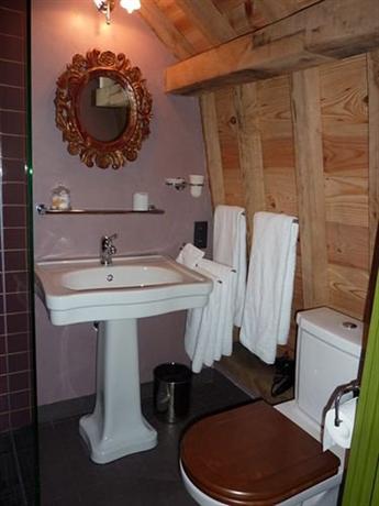 B&B Canal Deluxe