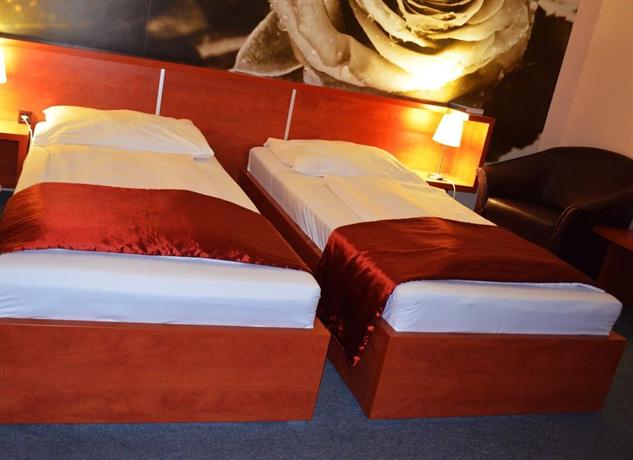 Europa Hotel Es Etterem