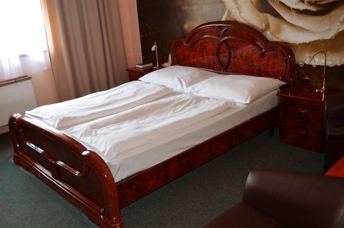 Europa Hotel Es Etterem
