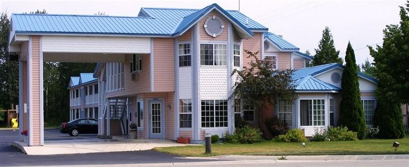 Great Lakes Inn Mackinaw City
