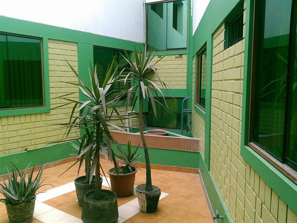 Hostal Hostello - Lima Airport