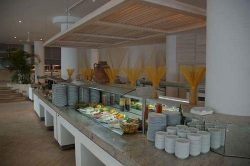 Rexene Resort