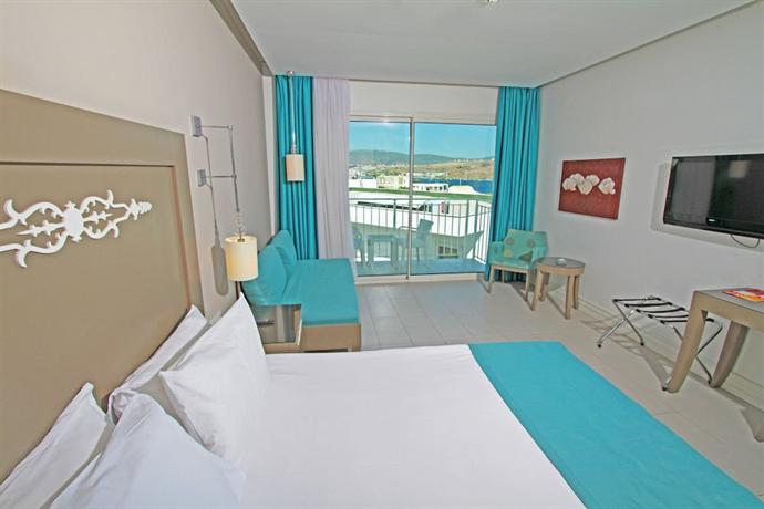 Rexene Resort