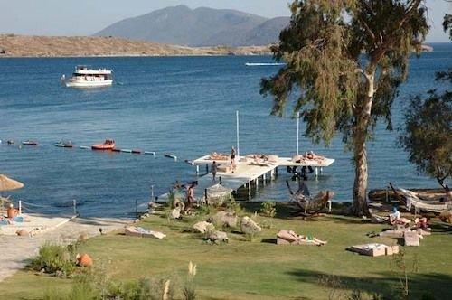 Rexene Resort