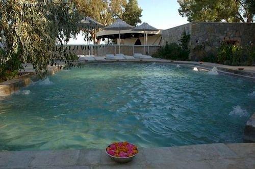 Rexene Resort