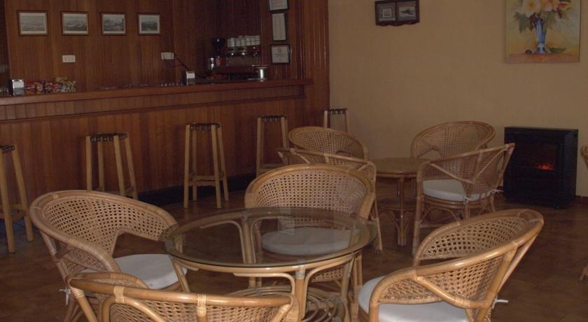 Hotel Tres Jotas