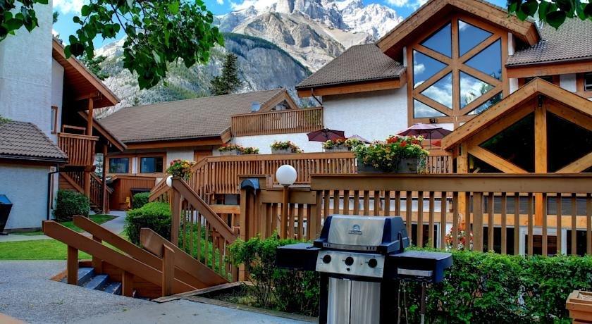 Banff Rocky Mountain Resort Cascade Ponds Canada thumbnail