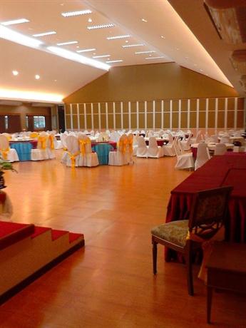Sakol Grand Palace