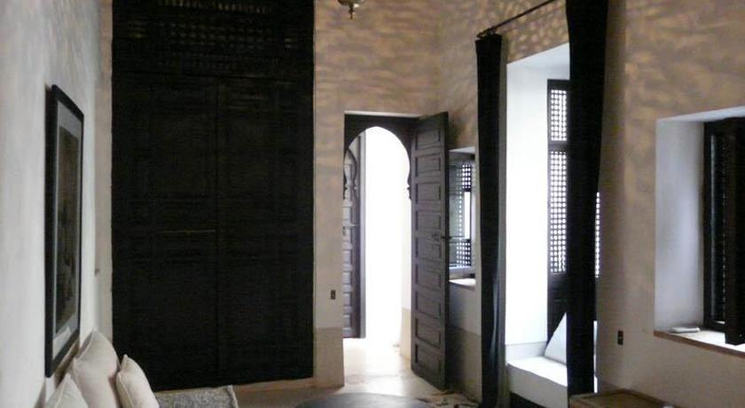 Azzouna13