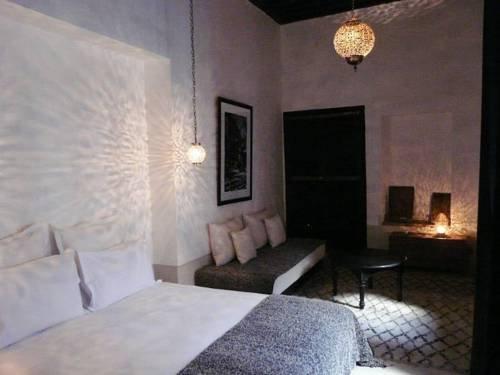 Azzouna13