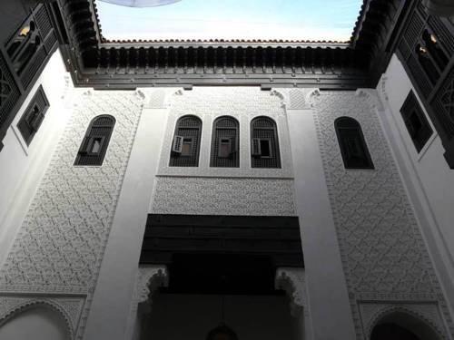 Azzouna13