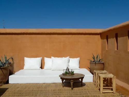 Azzouna13