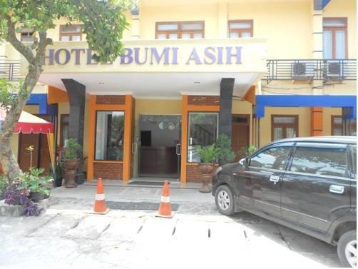 OYO 1030 Hotel Bumi Asih