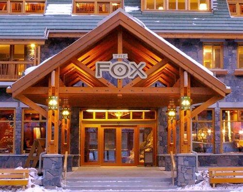 Fox Hotel and Suites