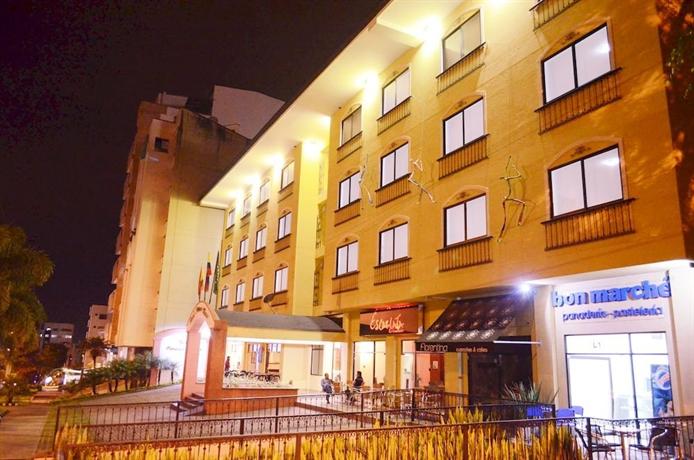 Hotel Pinares Plaza