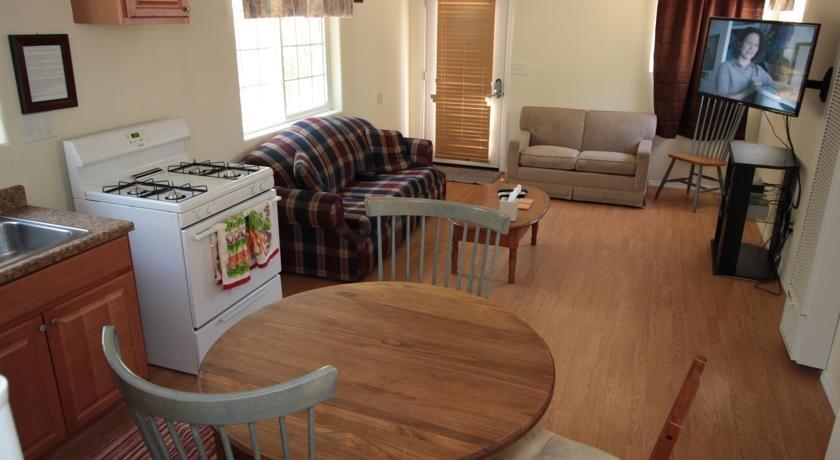 Bird Watcher Inn