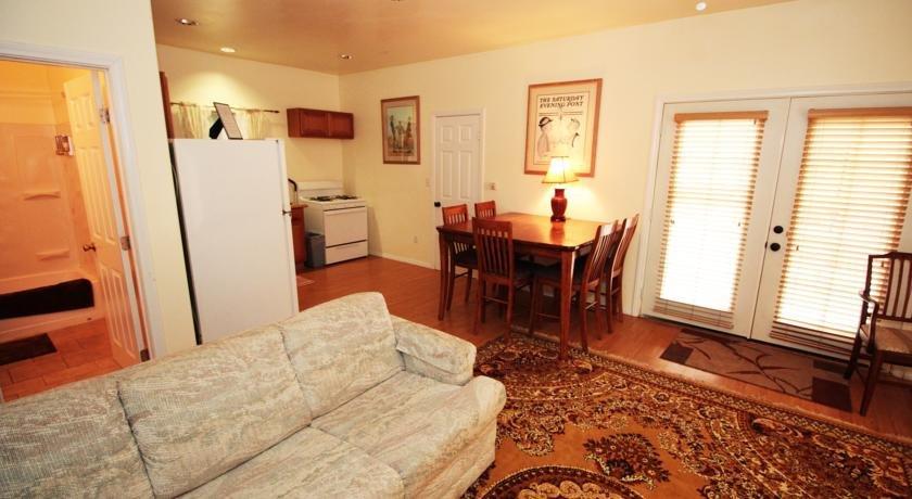 Bird Watcher Inn