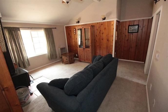 Bird Watcher Inn
