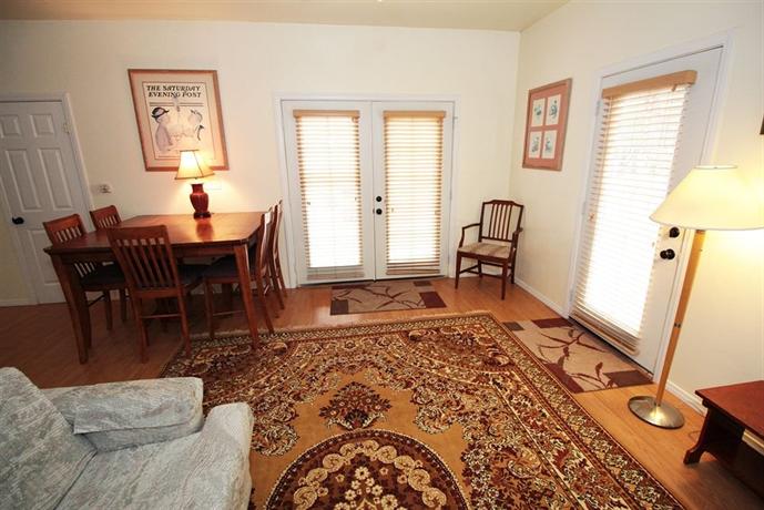 Bird Watcher Inn