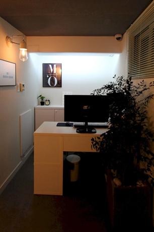 Queen House Hongdae