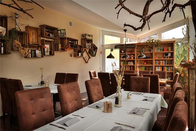 Hotel Zur Linde Schermbeck Compare Deals