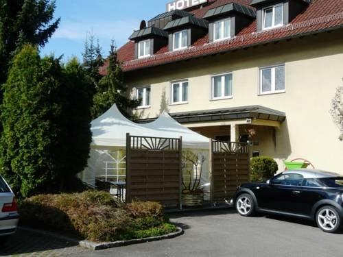 Hotel-Restaurant und Gastehaus Lowen