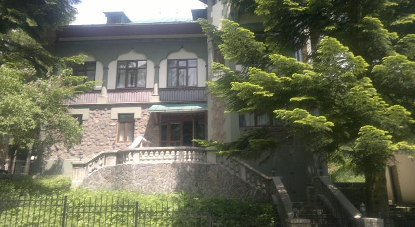 Vila Acvila George Enescu Memorial House Romania thumbnail