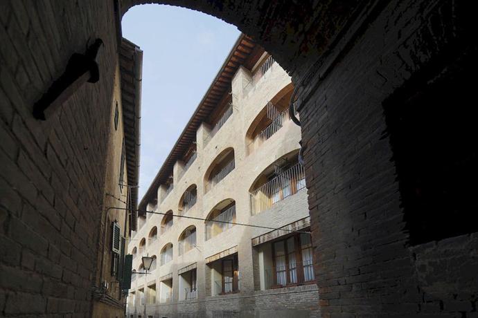 Hotel Alma Domus