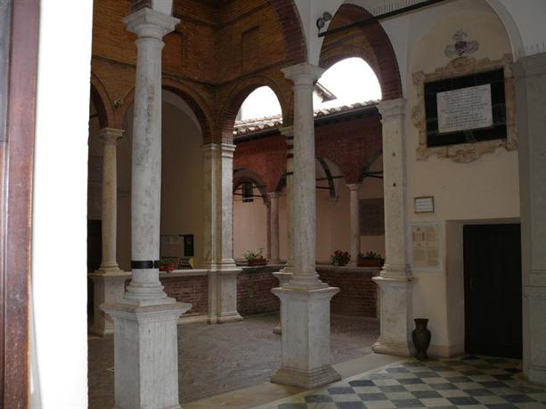 Hotel Alma Domus