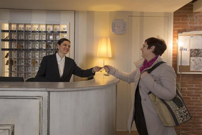 Hotel Alma Domus