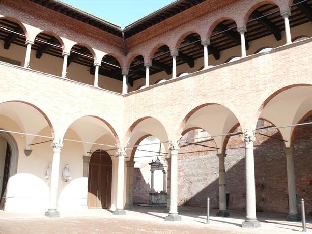 Hotel Alma Domus