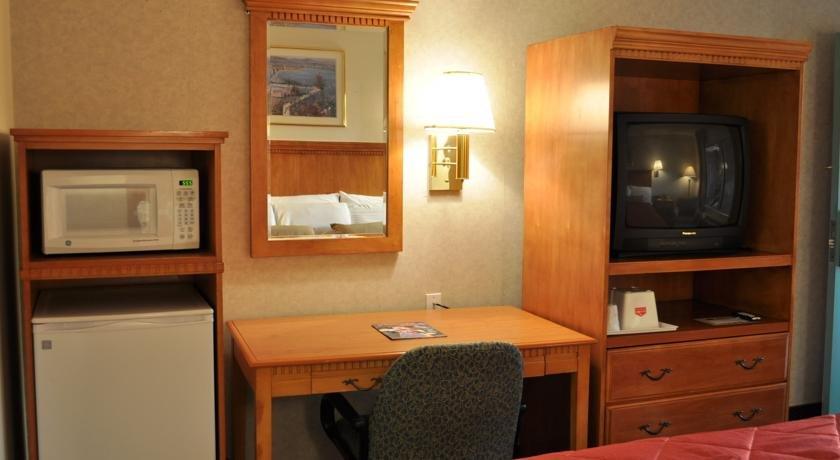 Days Inn by Wyndham Anaheim Near the Park
