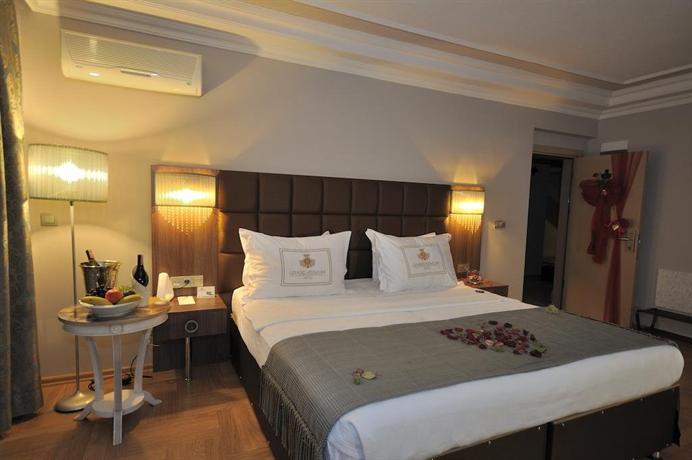 Grand Atakum Hotel
